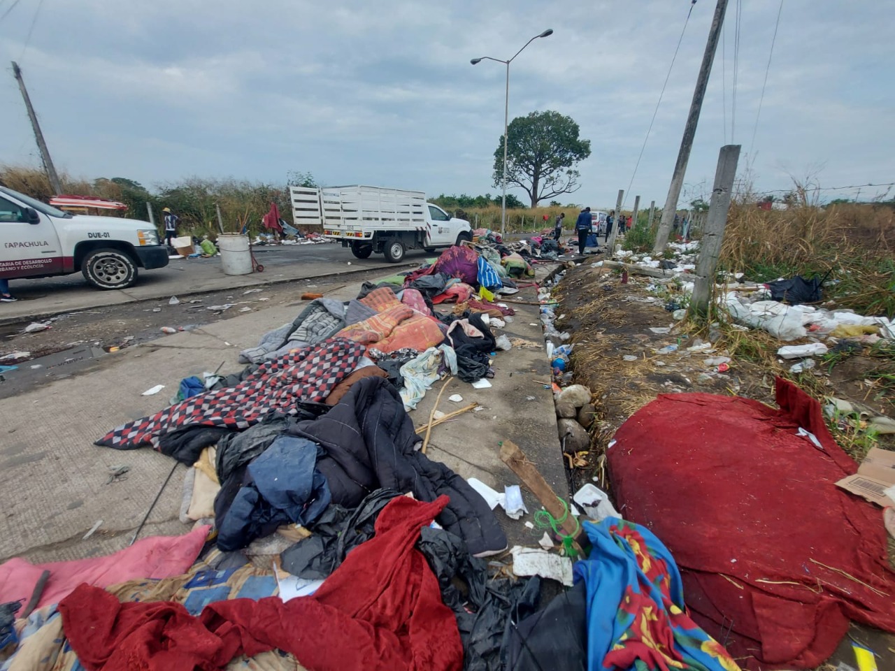 Se Levanta Basura Dejada Por Migrantes En Libramiento Sur De Tapachula