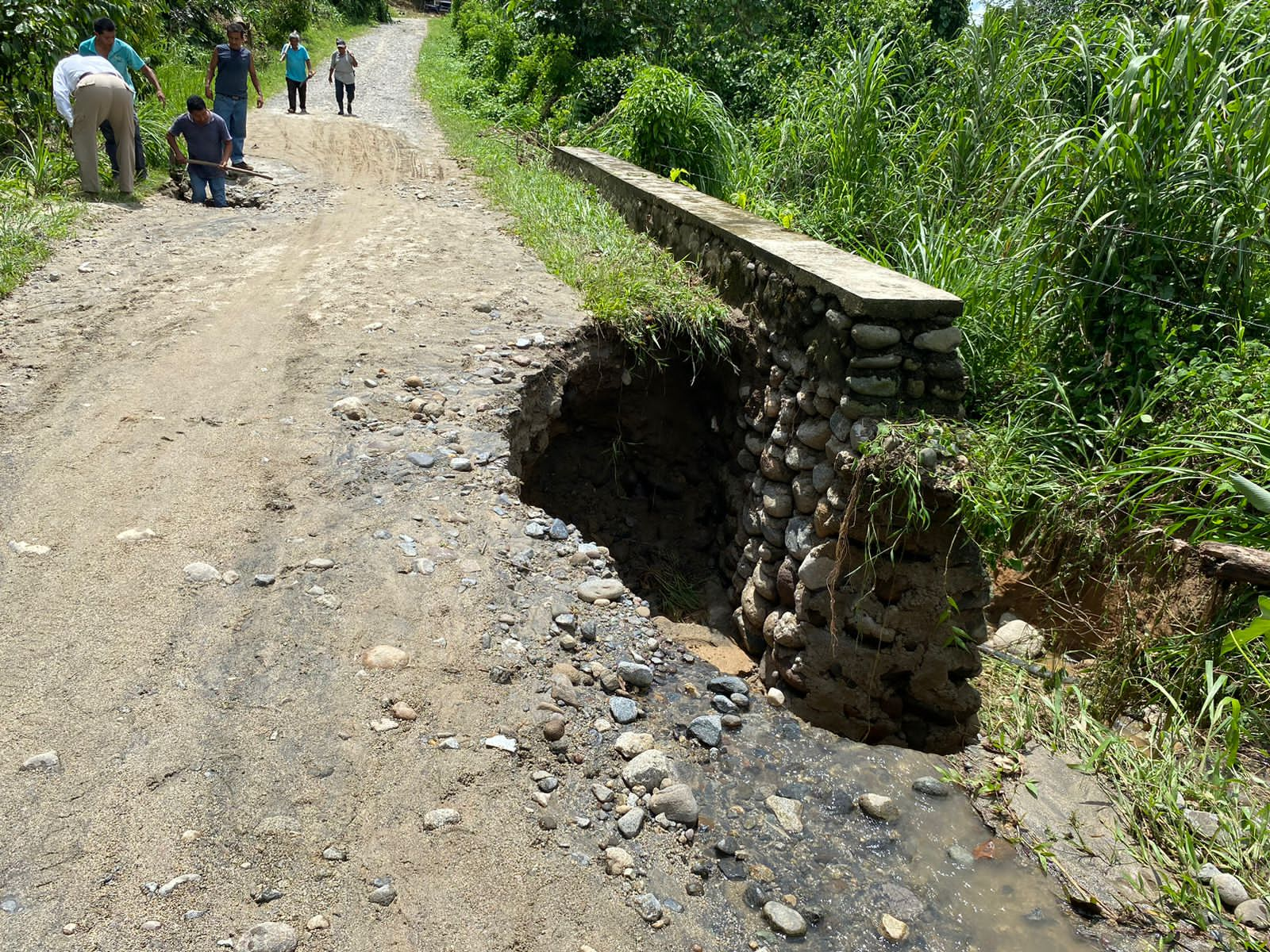 Protecci N Civil Atiende Deslaves En Caminos De La Zona Alta De Tapachula