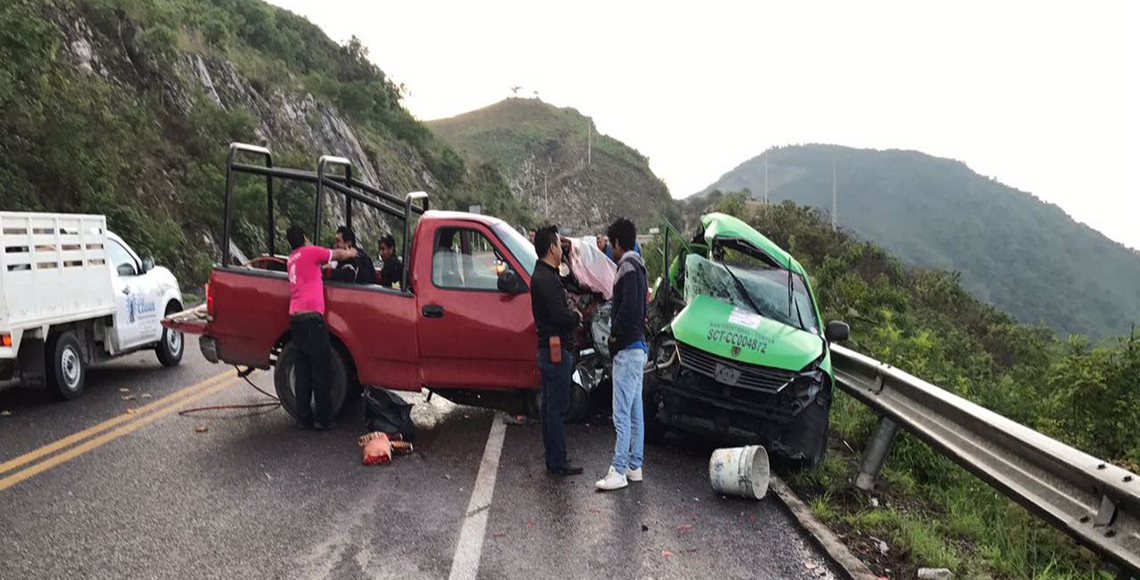 Accidente entre San Cristóbal y Tuxtla deja 1 muerto y varios lesionados