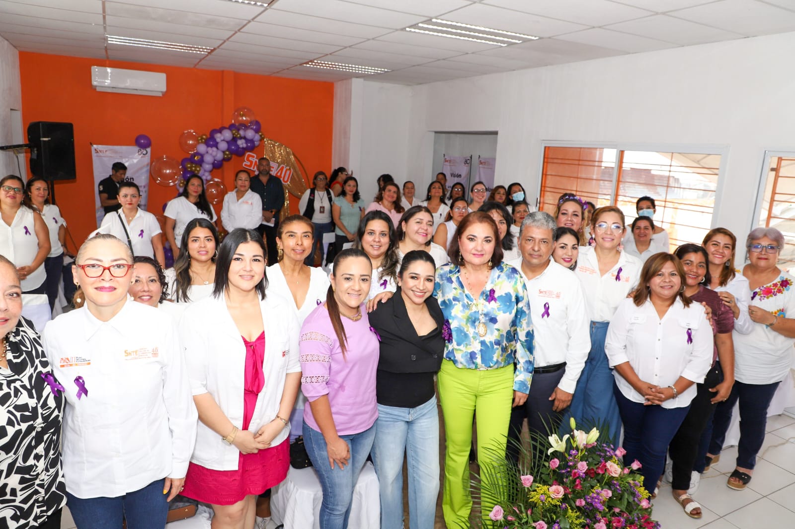 Realizan ponencias para conmemorar el Día Internacional de la Mujer