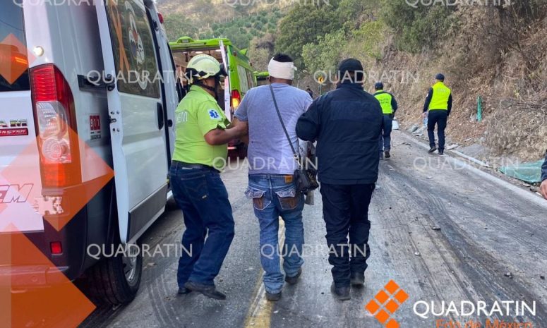 Vuelca camión de peregrinos en Malinalco: 12 fallecidos y 30 lesionados