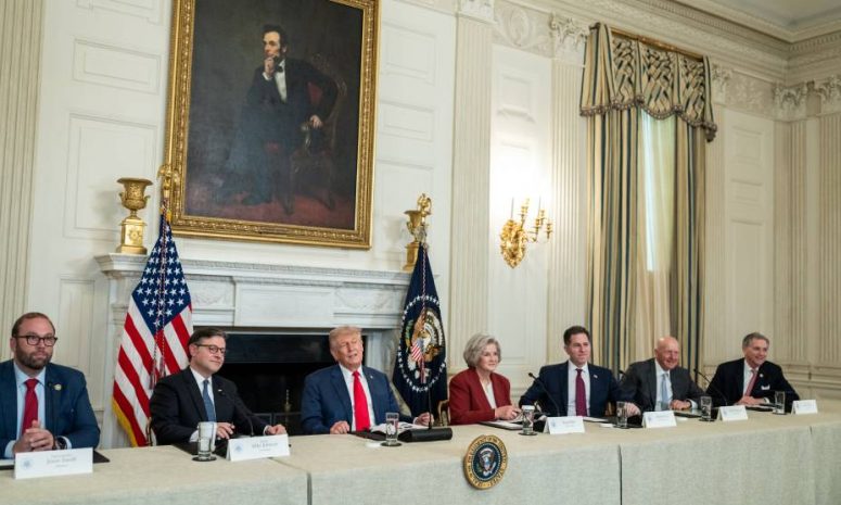 Llama líder de Al Qaeda a musulmanes en EU a vengarse y asesinar a Trump