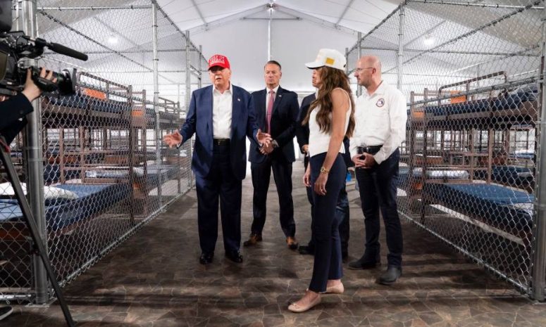 Demandan a Trump por negar apoyo legal a migrantes en Alligator Alcatraz