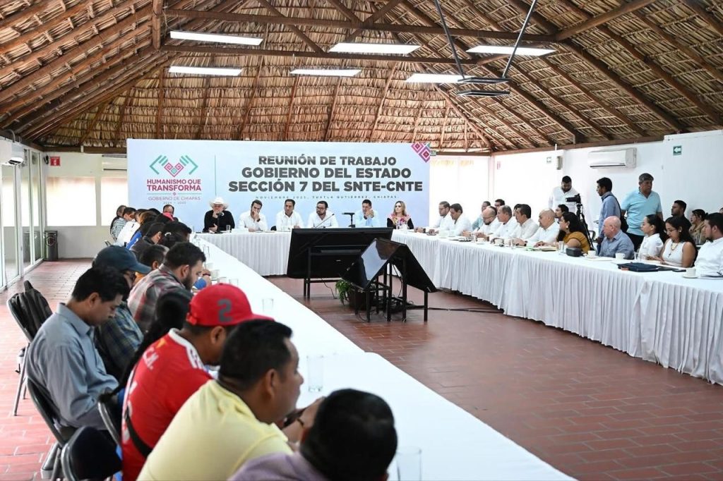 ERA fortalece diálogo con maestras y maestros de la Sección 7 del SNTE ...