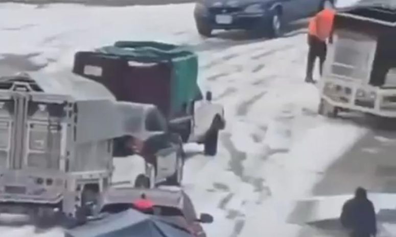 Fuerte granizada pinta de blanco los Altos de Chiapas y sorprende a habitantes