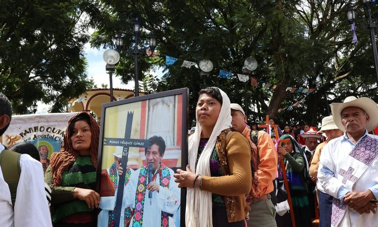 Marchan a 2 años del asesinato del sacerdote Marcelo Pérez en San Cristóbal
