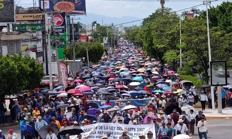 CNTE moviliza al magisterio de Chiapas y exige mesa con la presidenta